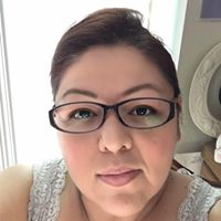 Elizabeth Blum Photo 6