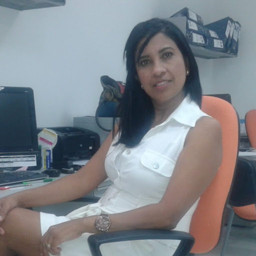 Martha Escalante Photo 21