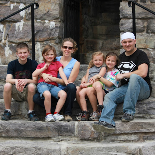 Nicole Gibson Photo 22