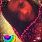 Camille Santos Photo 12
