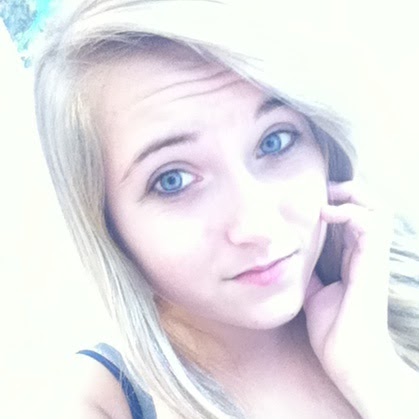 Victoria Riley Photo 26