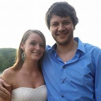 Carly Hampton Photo 9