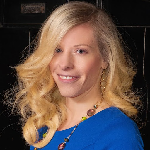 Stephanie Larson Photo 5