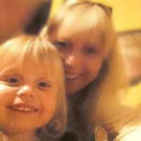 Kelly Childers Photo 22