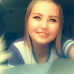 Katie Townsend Photo 19