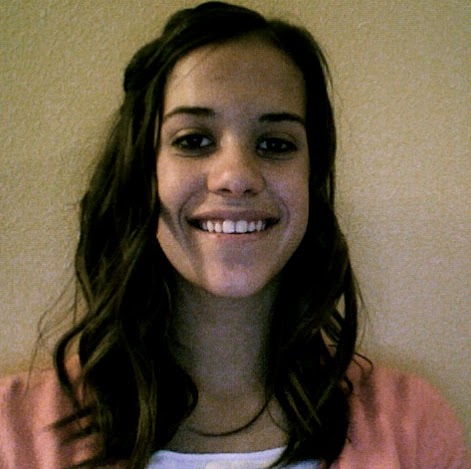 Sara Newman Photo 19