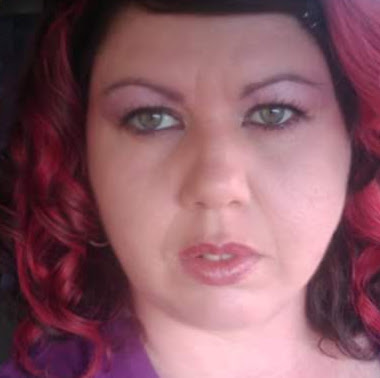 Leah Wallace Photo 4