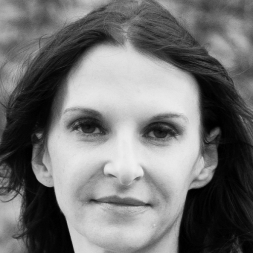 Kristie Henderson Photo 12