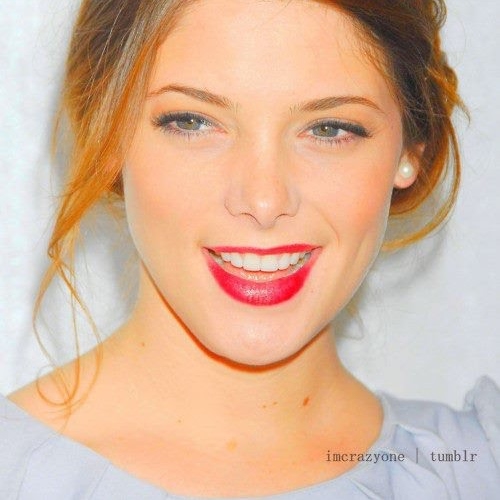 Rebecca Greene Photo 37