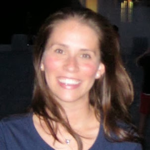 Laura Keenan Photo 32