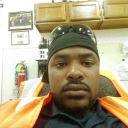 Travis Small Photo 5