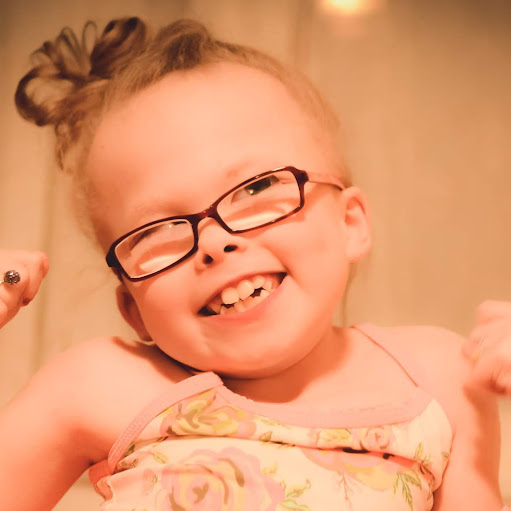 Angie Rodgers Photo 10