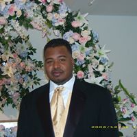 Alexander Roberts Photo 27