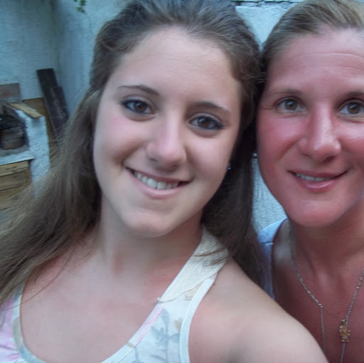 Carina Martin Photo 9