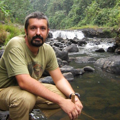 Richard Meadows Photo 18
