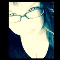 Stephanie Comeau Photo 28