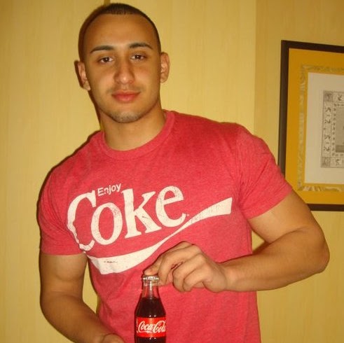Adam Hernandez Photo 14