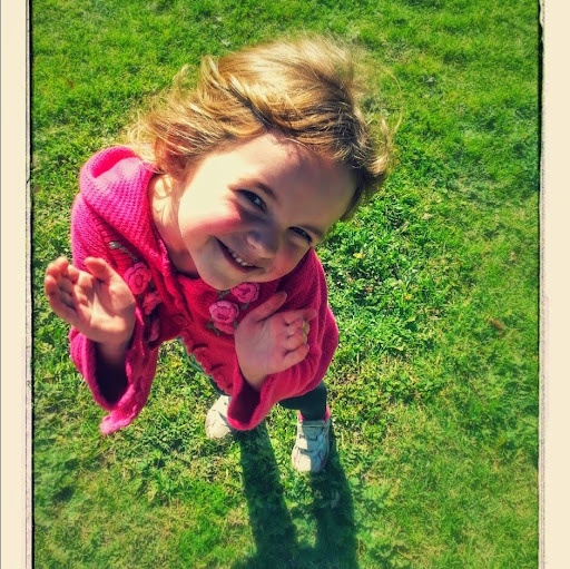 Linda Fleming Photo 41