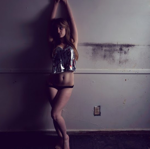 Samantha Nicholas Photo 26