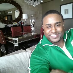 Robbin Jones Photo 40