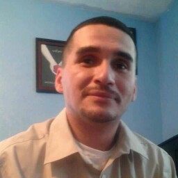 Emilio Martinez Photo 17