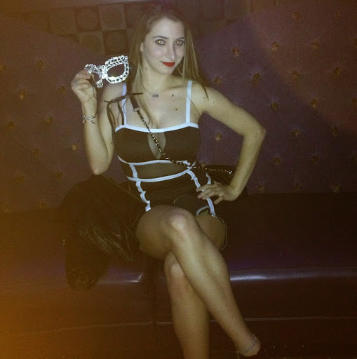 Kristina Gonzalez Photo 27