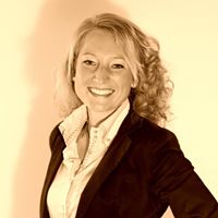 Melanie Ziegler Photo 14