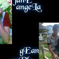 Angela Isaac Photo 17