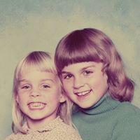 Sara Holland Photo 21