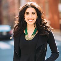 Julia Fisher Photo 9