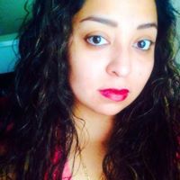 Stephanie Garzon Photo 10