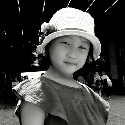 Young Chang Photo 46