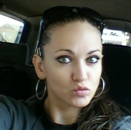 Erin Hansen Photo 16