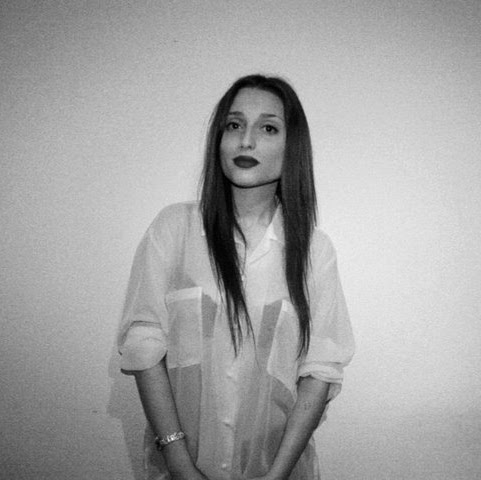 Louise Stone Photo 14