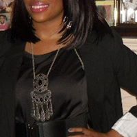 Tracie Henderson Photo 38