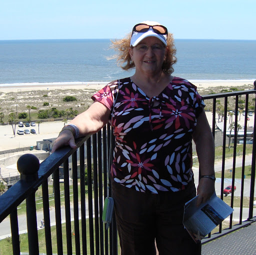 Patricia Currie Photo 26