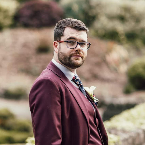 Tom Connor Photo 6