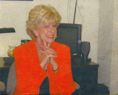 Linda Hagan Photo 36