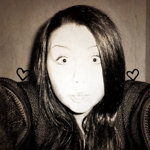 Rose Howell Photo 22