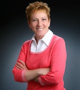 Carol Ball Photo 4
