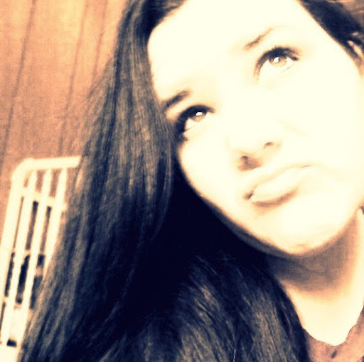 Julie Green Photo 46