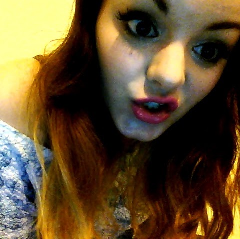 Andrea Fleming Photo 18