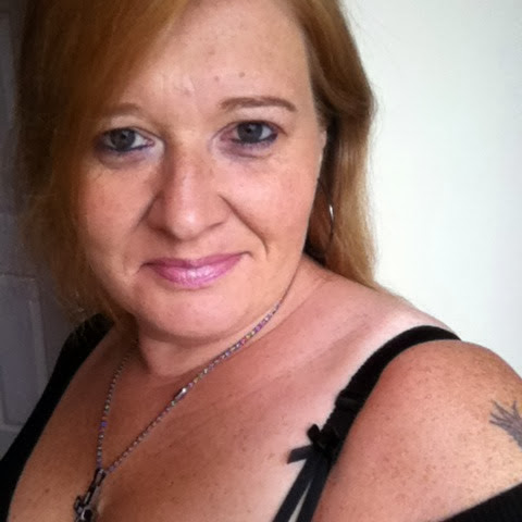 Michelle Owen Photo 43
