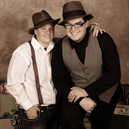 Tamara Hall Photo 32