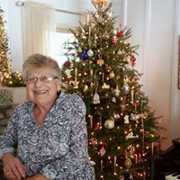 Theresa Mahoney Photo 32