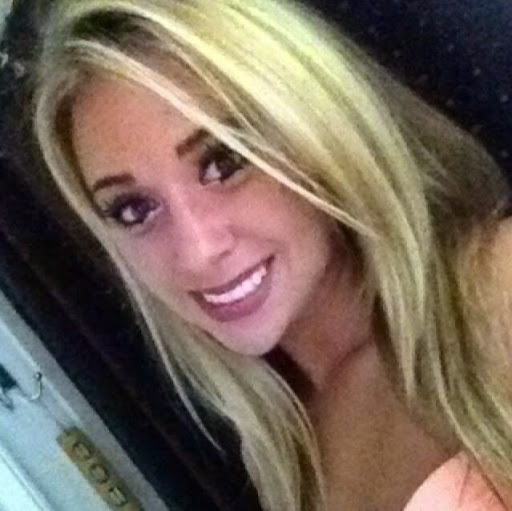 Deanna Baker Photo 32