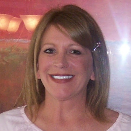 Nancy Yates Photo 27