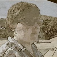 Sarah Wintle Photo 9