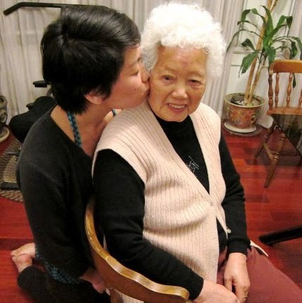 Jennifer Wong Photo 24