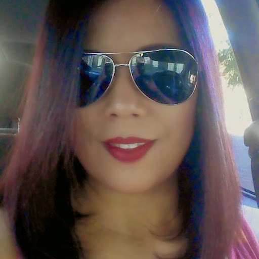 Elizabeth Robles Photo 36